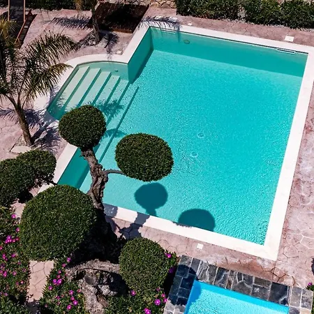 Art House * Kato Yerakarion