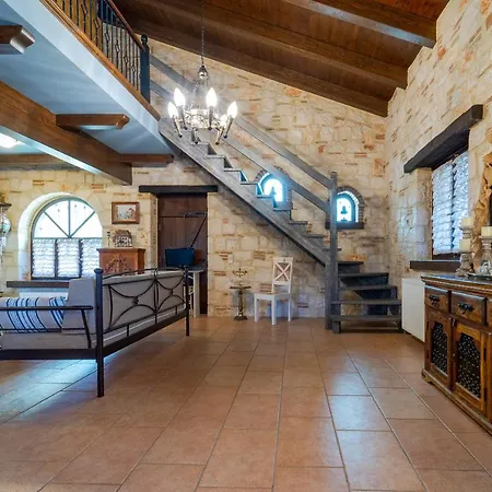 Art House Villa *