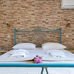 Art House Villa *