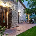 Art House Kato Yerakarion