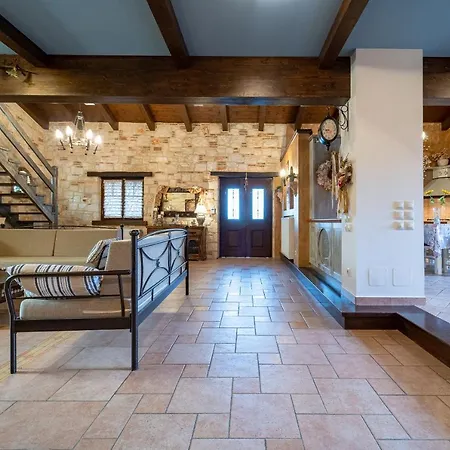 Villa Art House Kato Yerakarion