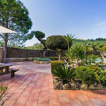 Art House * Kato Yerakarion