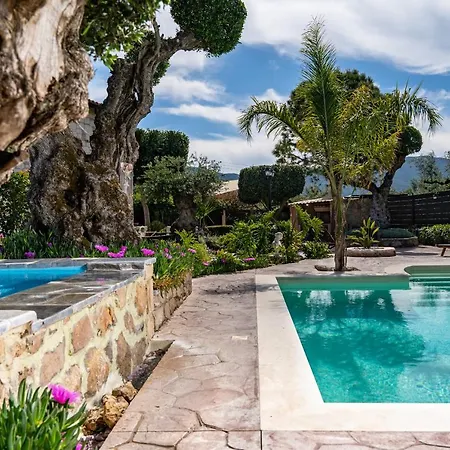 Art House Kato Yerakarion